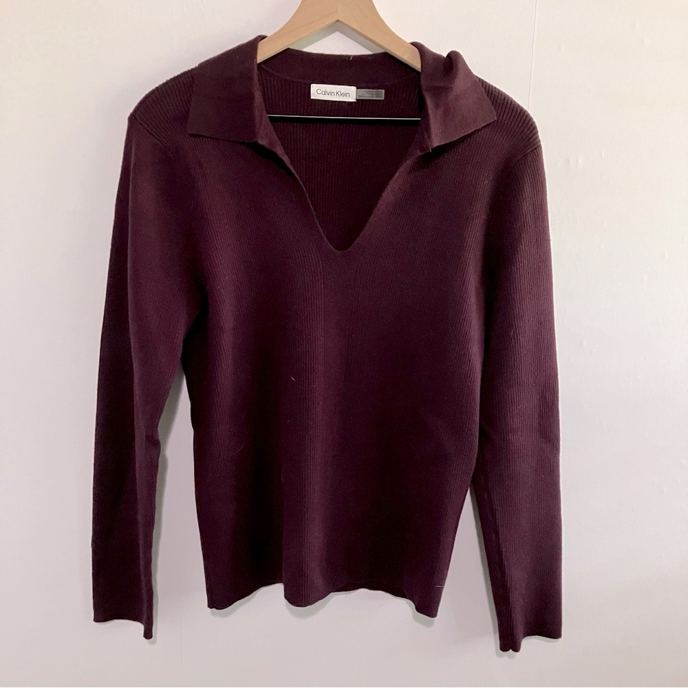 Calvin Klein Women's Deep Purple V-Neck Sweater